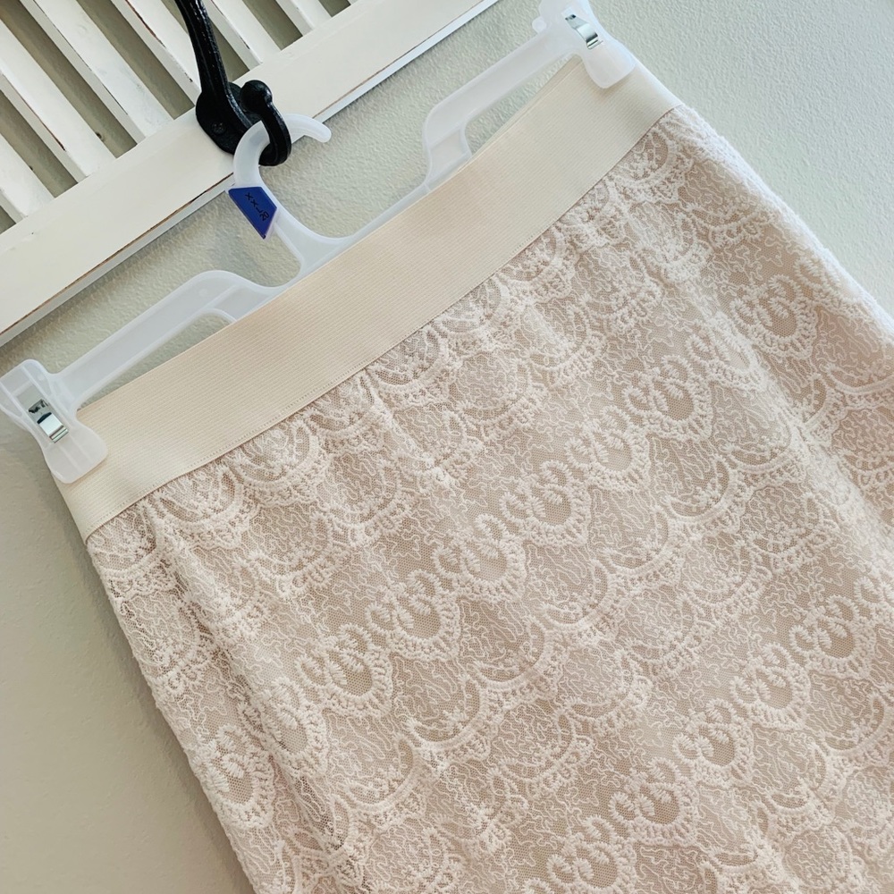 Cream lace skirt